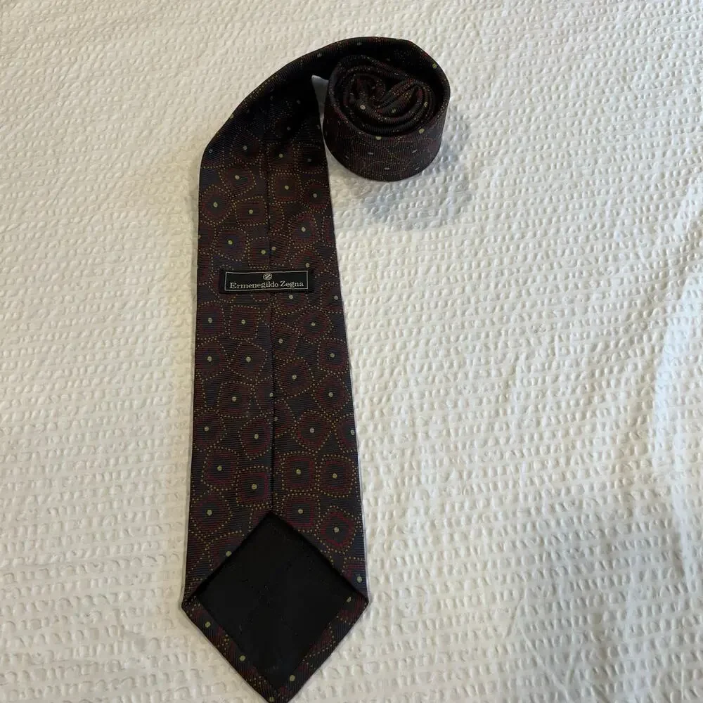 Ermenegildo Zegna tie burgundy and dark brown 100% silk